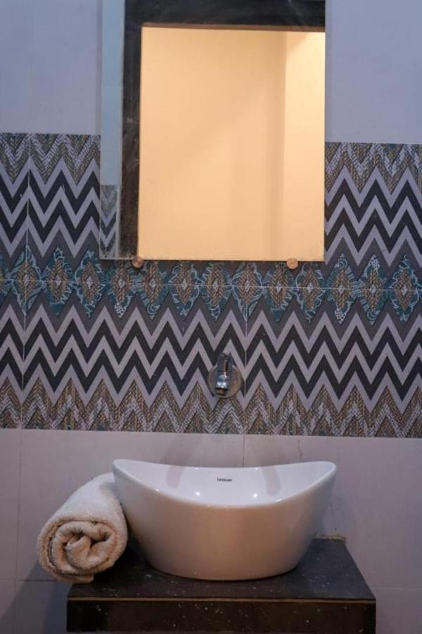 Hotel Banke Bihari Haridwar Luaran gambar